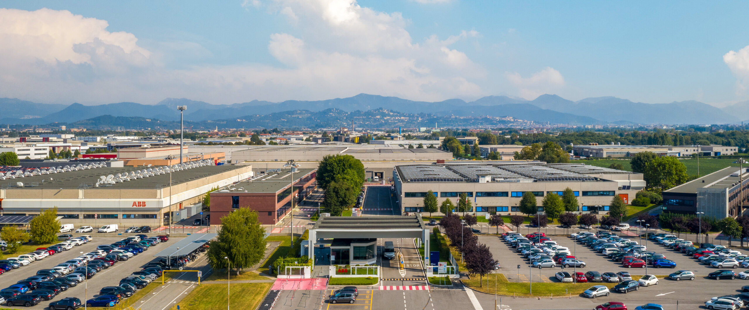 ABB expands European medium-voltage grid manufacturing ABB expands European medium-voltage grid manufacturing