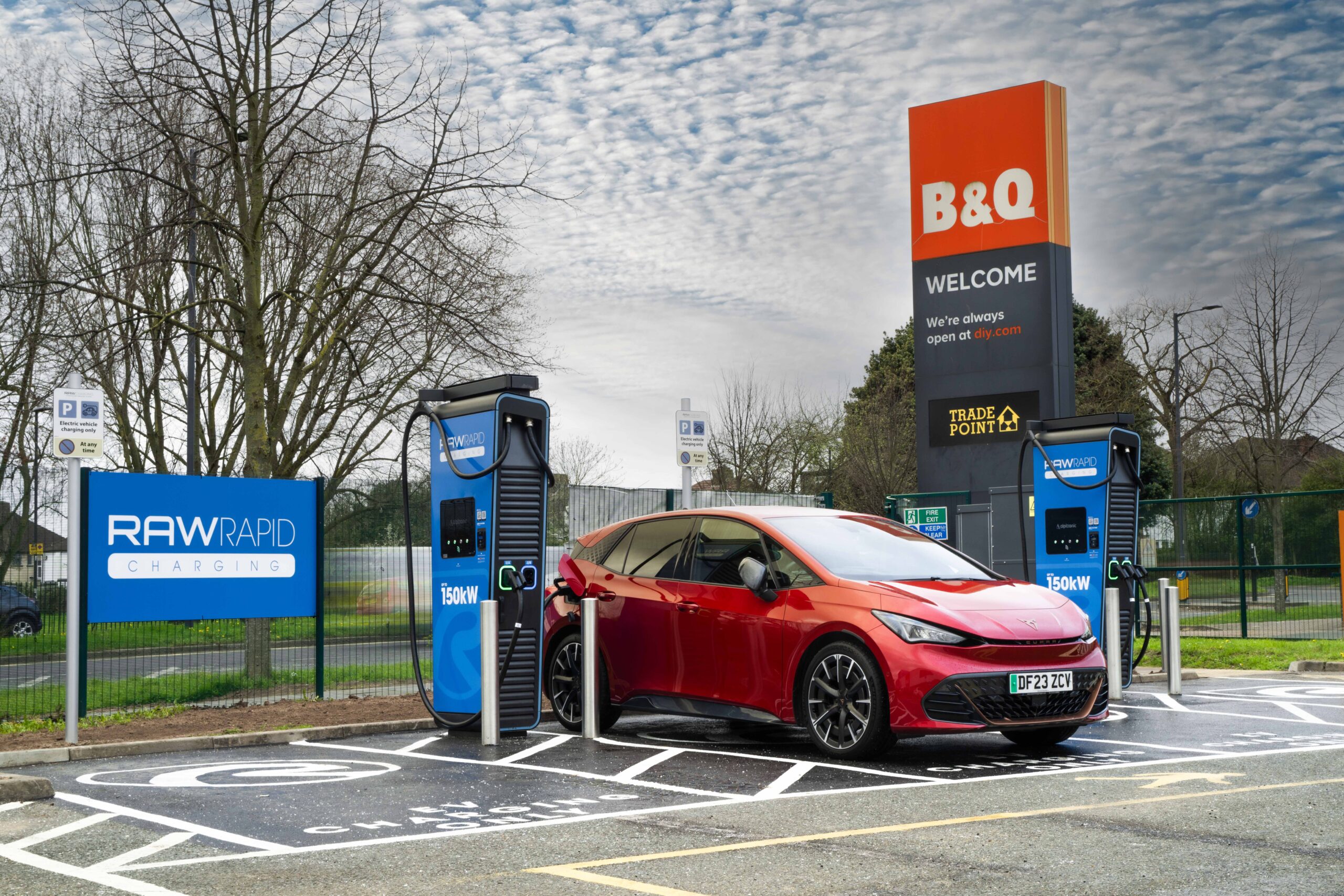 B&Q and RAW roll out ultra-rapid EV network B&Q and RAW roll out ultra-rapid EV network