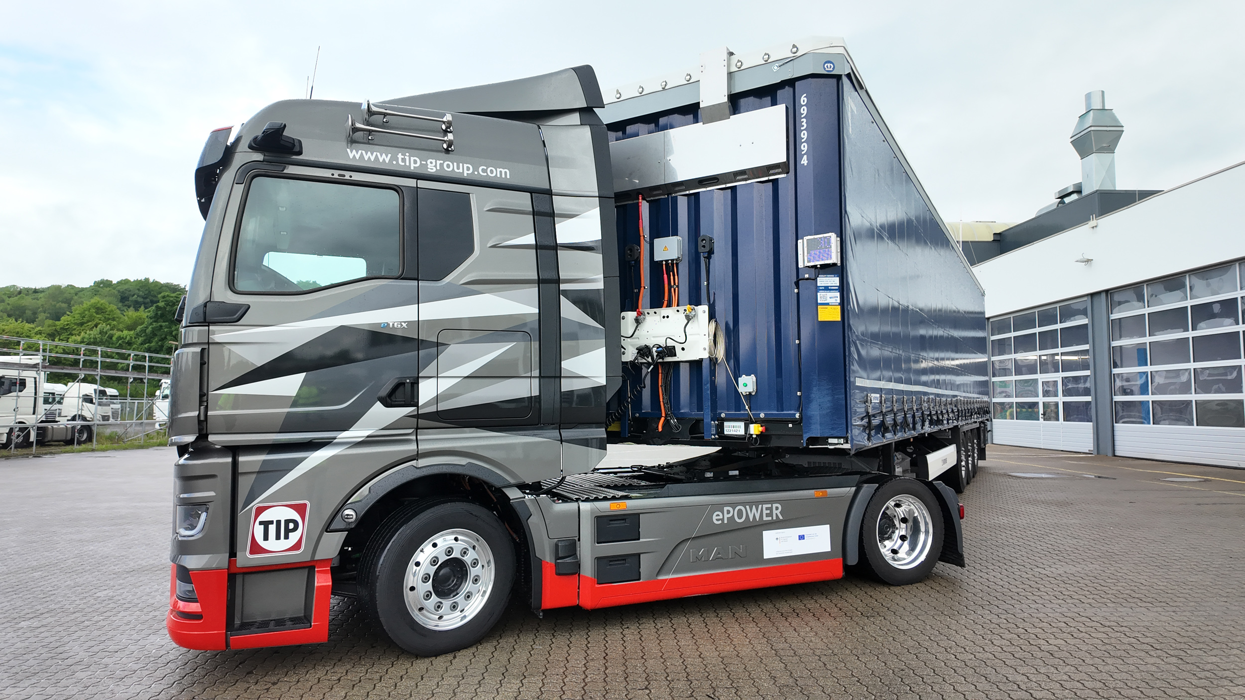 TIP tests propelled trailer on German routes