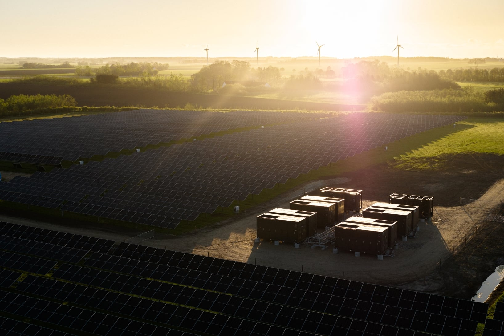 Danish hybrid projects add 152MWh battery storage