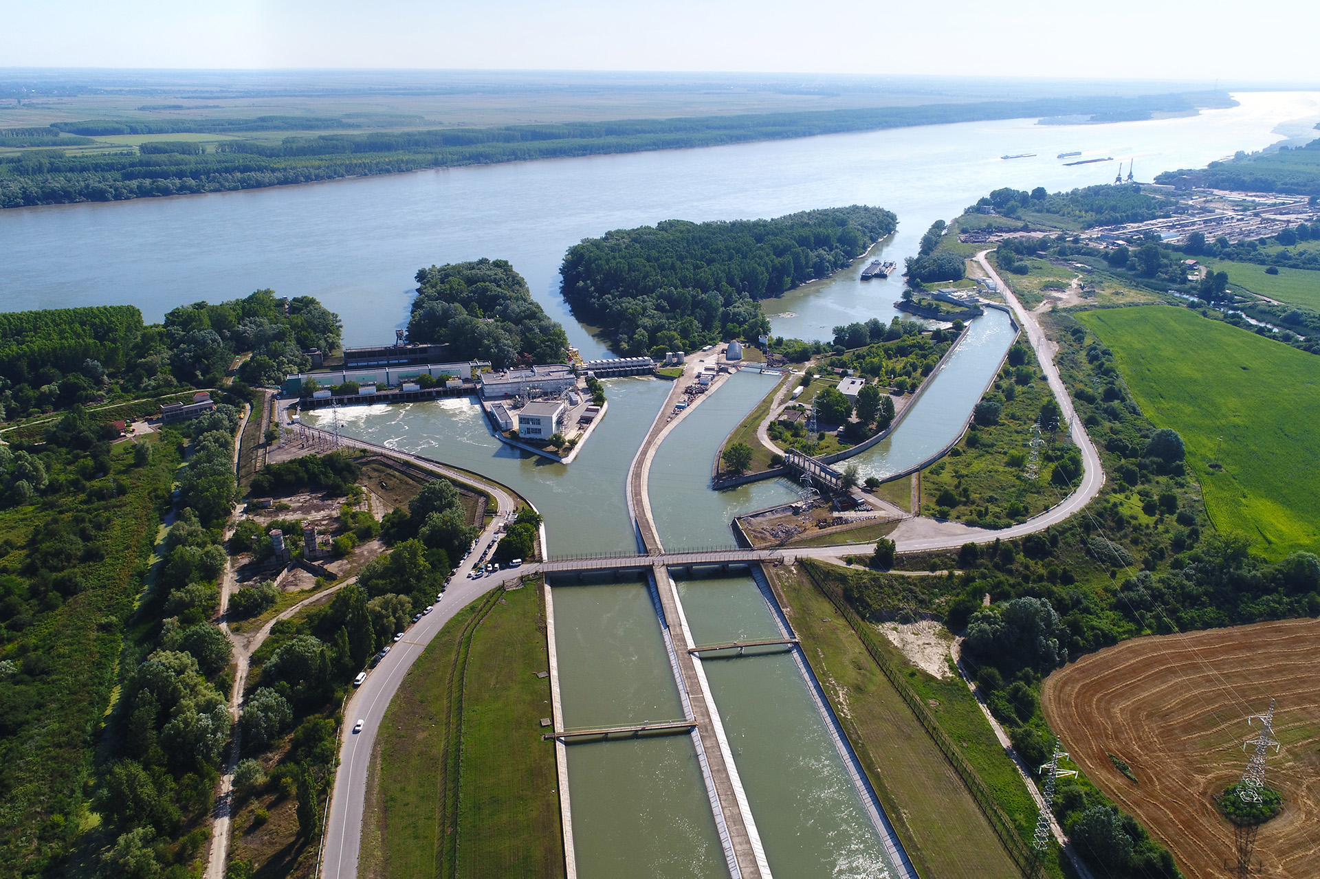 Bulgaria plans Kozloduy levee after Danube lows Bulgaria plans Kozloduy levee after Danube lows