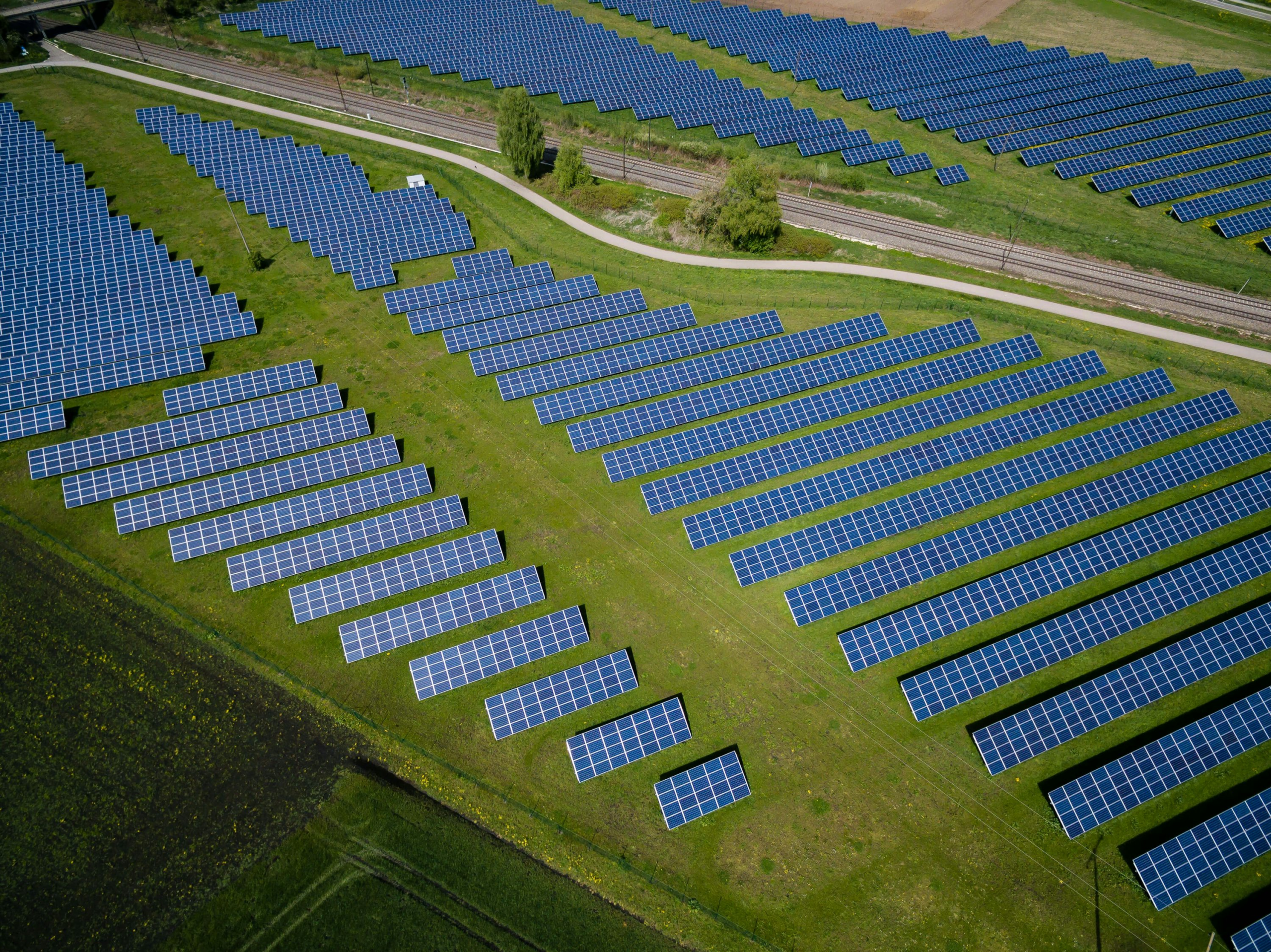 Sonnedix closes €730m renewables financing package Sonnedix closes €730m renewables financing package